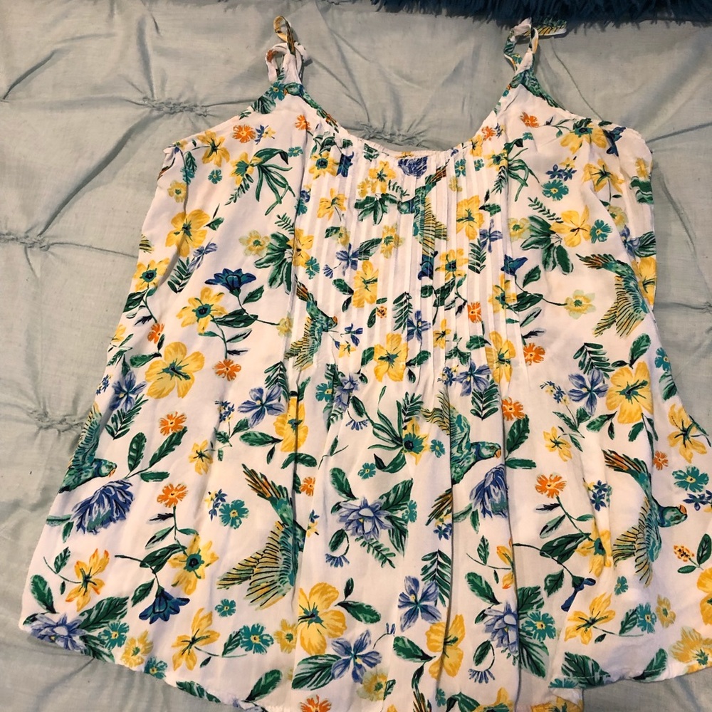 Cute flower top